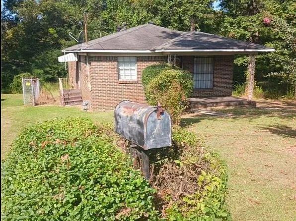 428 Harlem Ave, Bessemer, AL 35023