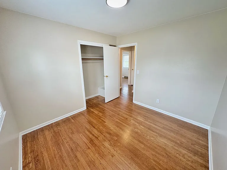 604 Summit Rd — Photo 9