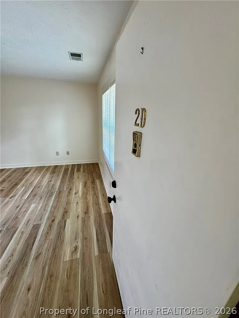 2 bed, 1.5 bath, 1083 sqft, $1,200 — Photo 2