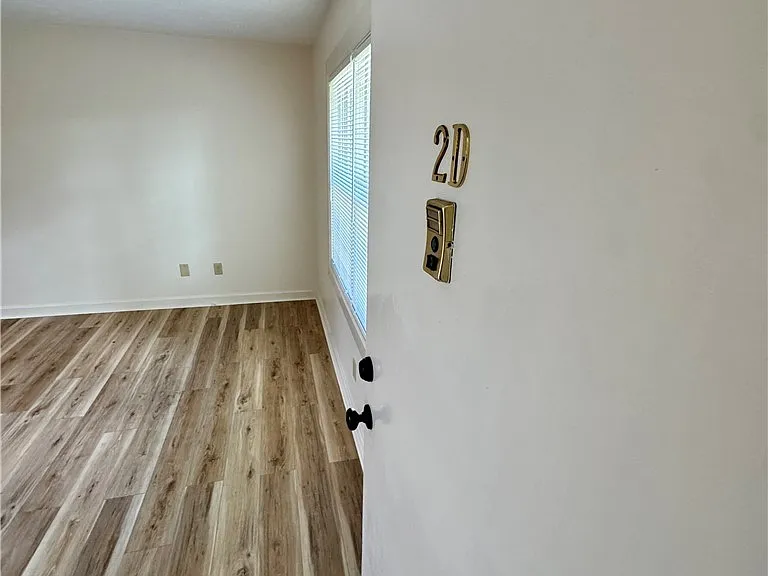 2601 N Roberts Ave #2D — Photo 2