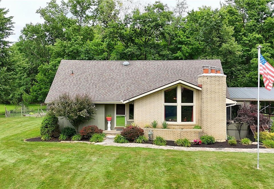 1st image of 8897 Hillcrest Dr
