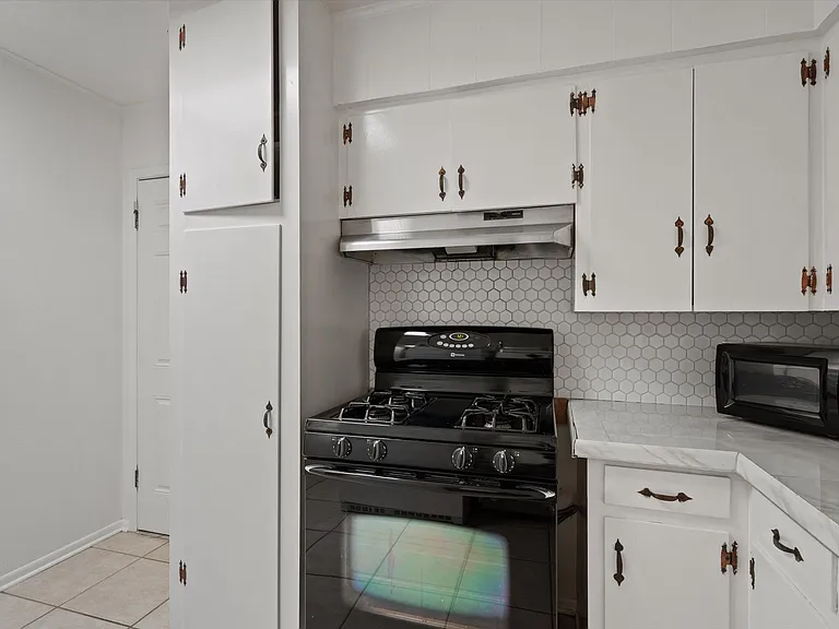 4402 Terrilance Dr — Photo 3
