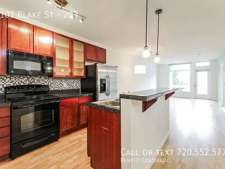 3101 Blake St #203 — Photo 3