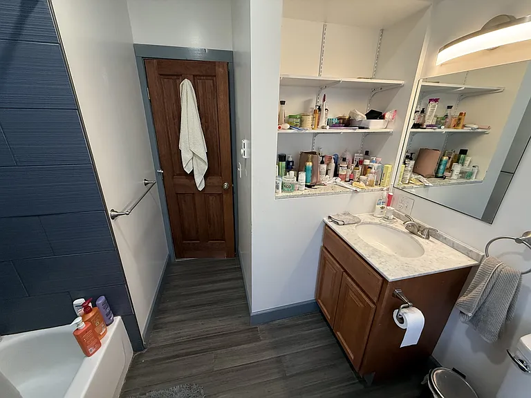 413 S Aurora St #1 — Photo 6