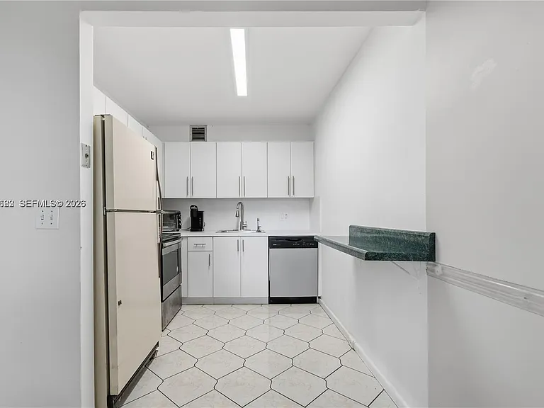 251 SW 132nd Way #117H — Photo 13
