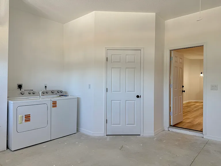 San Bruno Dr — Photo 18