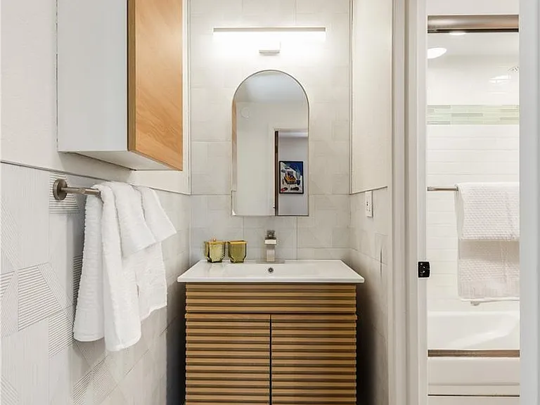 2 Adams St #207 — Photo 6