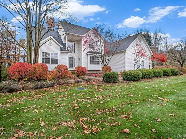 4659 Mesa Ct, Clarkston, MI 48348