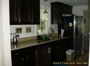 45 Colfax St, Warwick, RI 02886