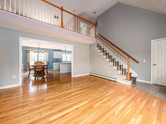 3rd image of 14 Bailey Drive