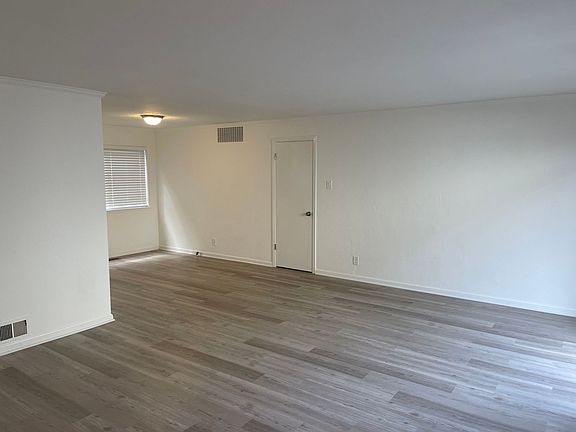 5th image of 2018 Trousdale Dr #3