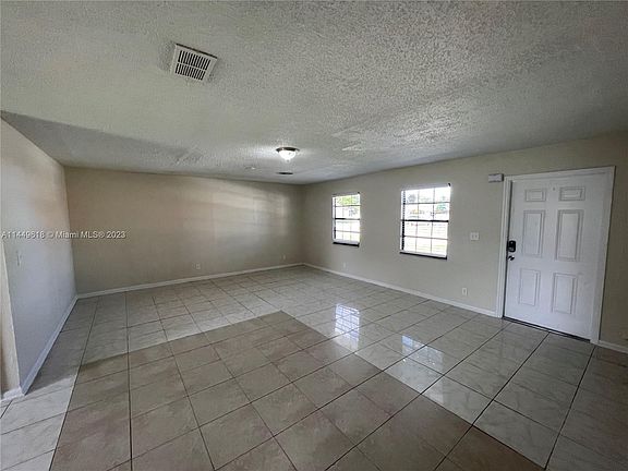 5th image of 650 SW 81st Ter