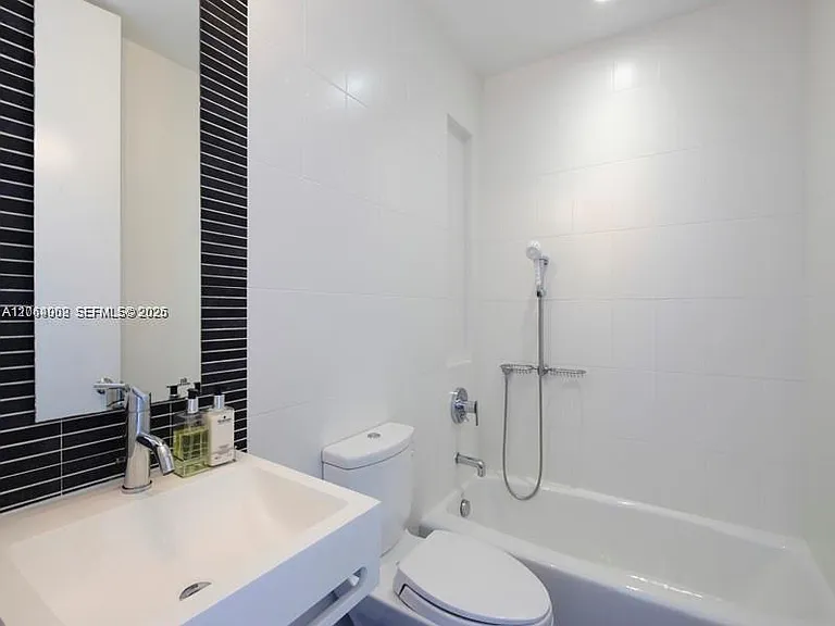 928 Pennsylvania Ave #1 — Photo 14