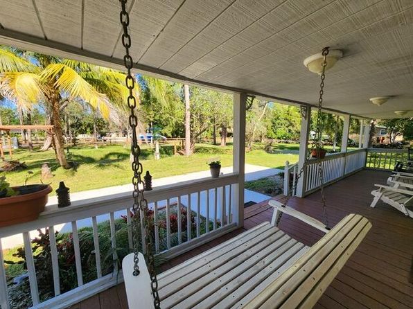15100 Scotts Place, Loxahatchee Groves, FL 33470