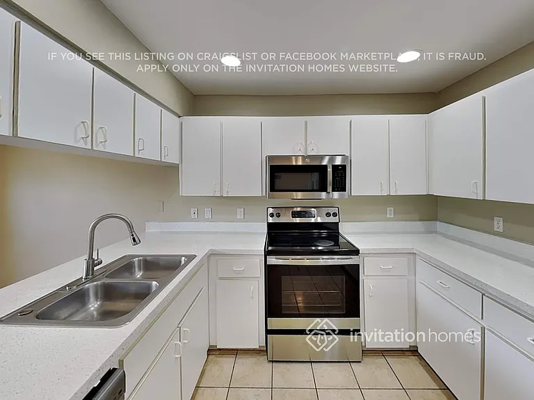2021 Old Trevor Way — Photo 8
