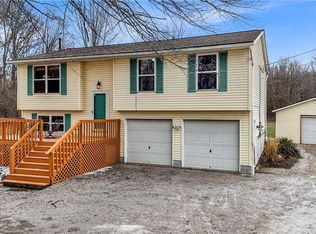 8110 Risden Rd, Vermilion, OH 44089