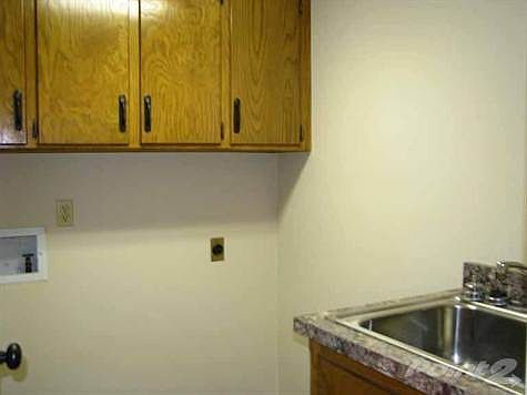 Utility Room with Sink