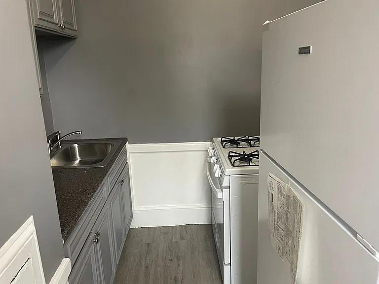 163 Elmwood Ave — Photo 2