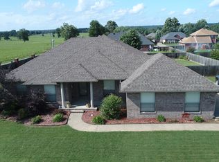 1 Kimberly Dr, Vilonia, AR 72173