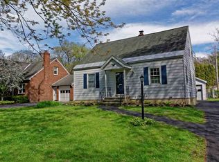 2316 Niskayuna Dr, Niskayuna, NY 12309
