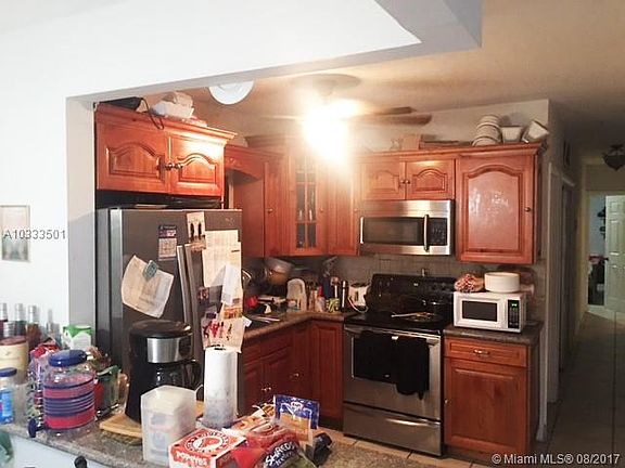 2nd image of 17031 NE 18th Ave