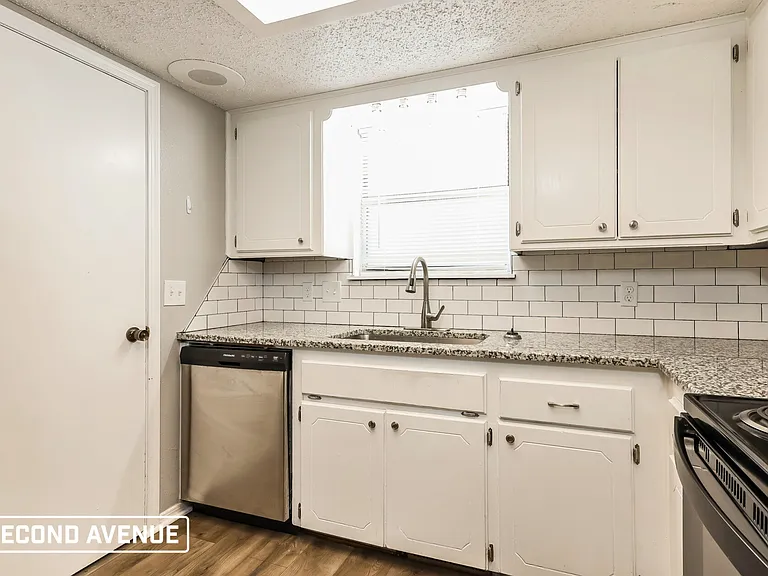 3741 SE 48th Pl — Photo 10