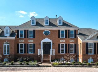 13528 Potomac Riding Ln, Rockville, MD 20850