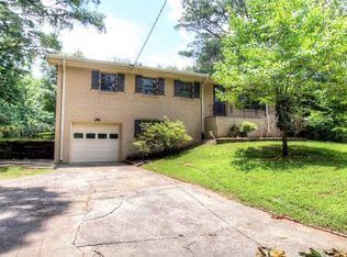 2043 Woodbine Cir, Austell, GA 30168