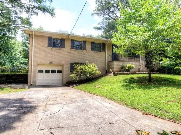 2043 Woodbine Cir, Austell, GA 30168