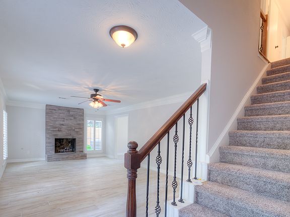 3rd image of 3102 Birch Creek Dr