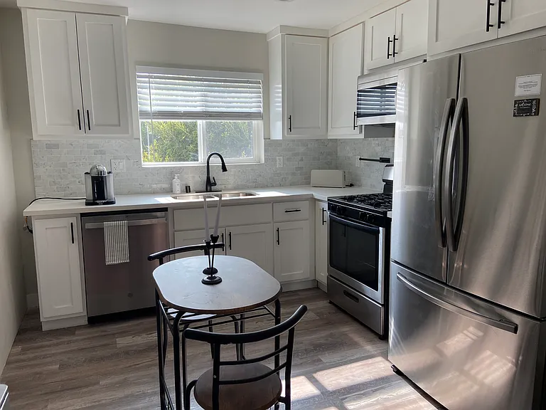 1031 N Cummings St #2 — Photo 5