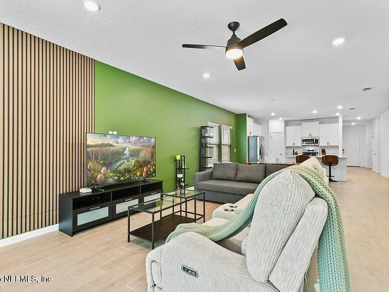 9719 Giada Dr — Photo 20