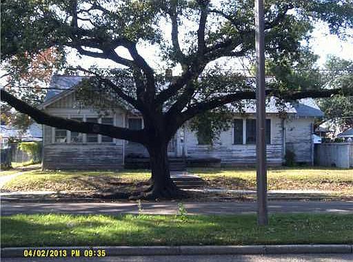 1st image of 4632 Franklin Ave
