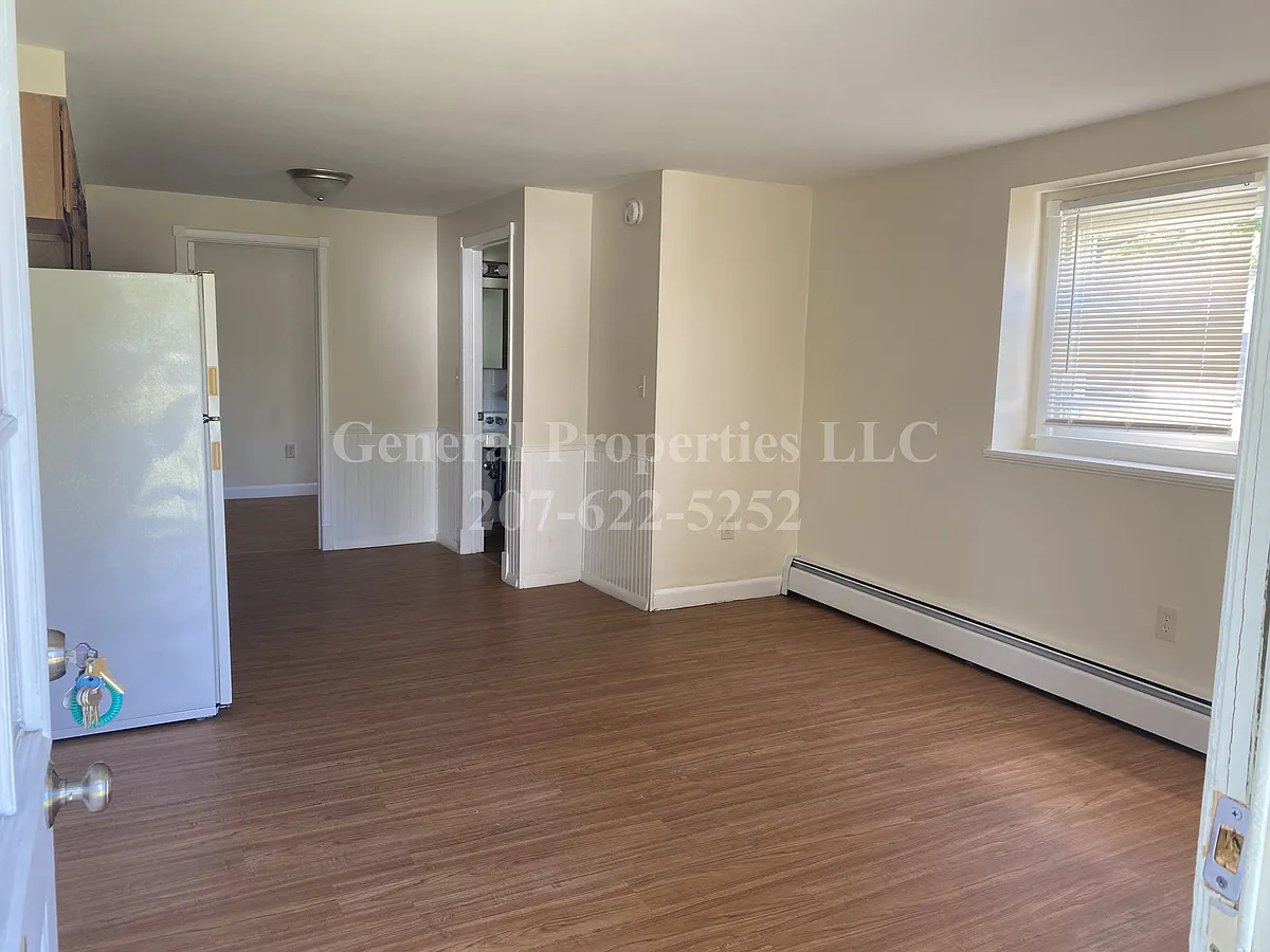 Building Photo - 84 Highland Ave #1