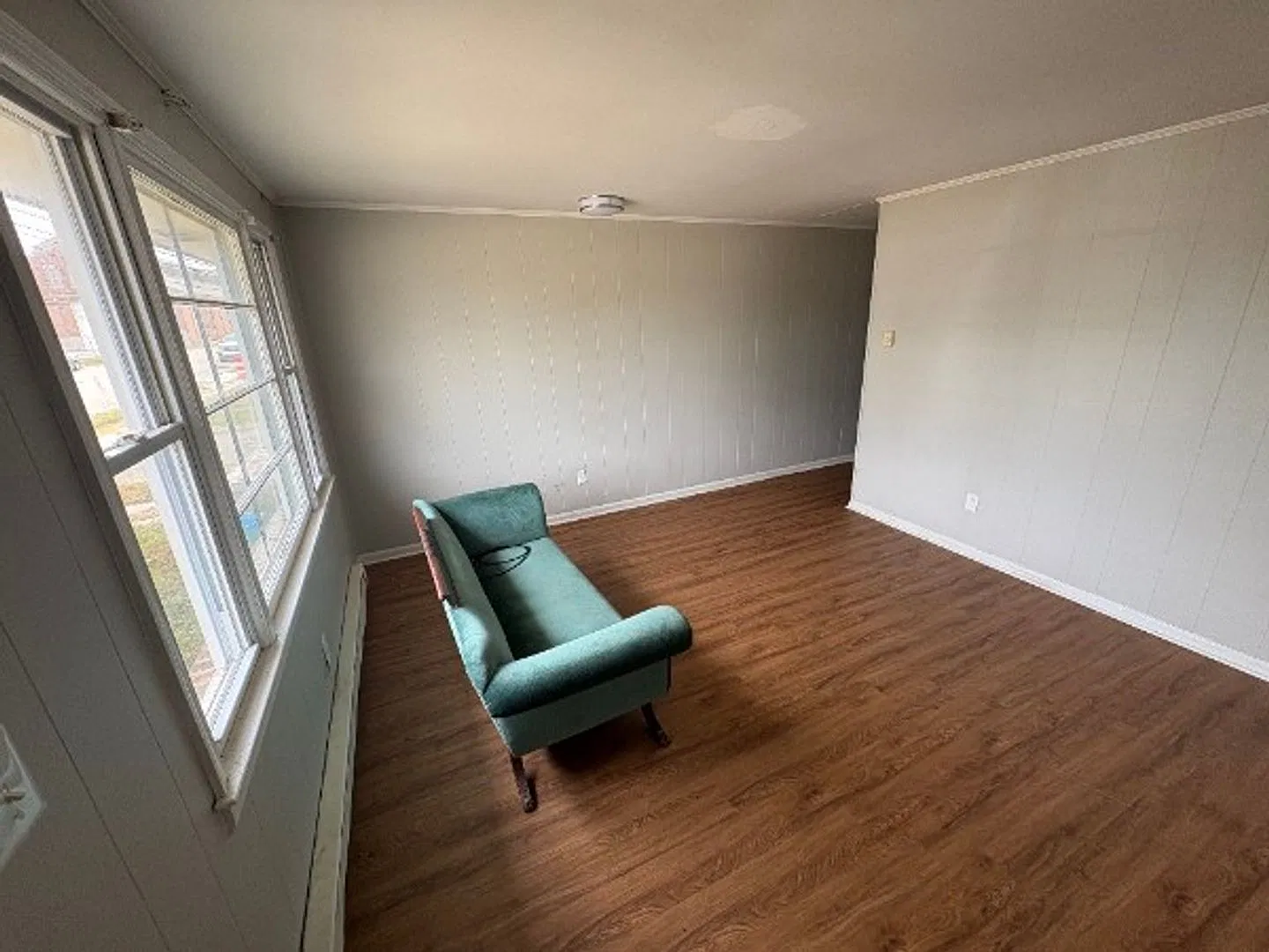 2 bedroom home — Photo 2