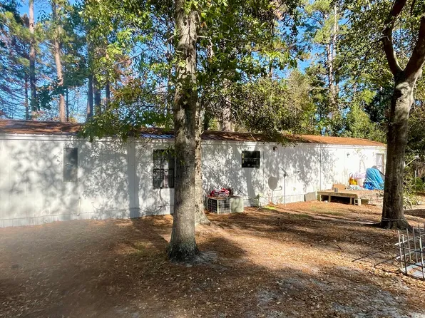 527 Irish Lake Cir, East Dublin, GA 31027