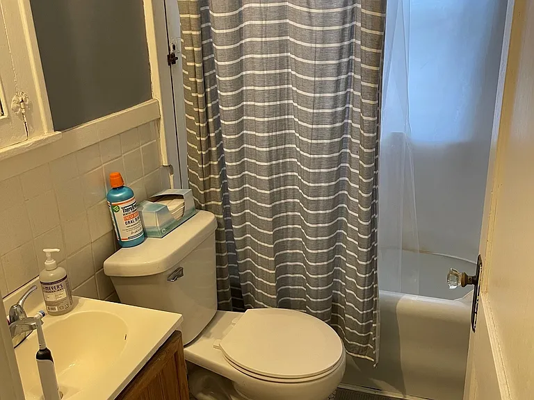 1439 Ashland Ave #1 — Photo 6