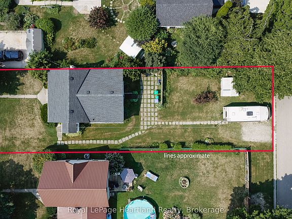 2nd image of 128 Britannia Rd W