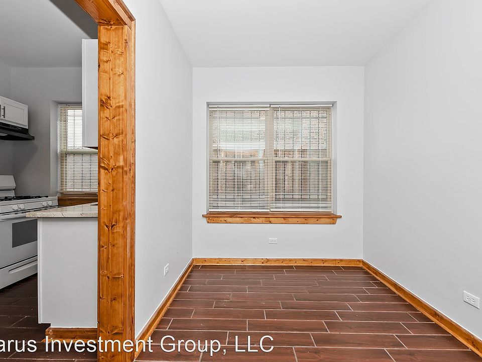 1st image of 6517 S California Ave #1W