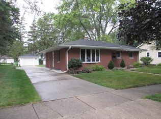 617 Maryland Ave, Burlington, WI 53105