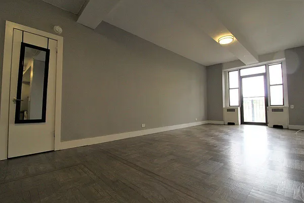 Rented by Bruma Realty LLC | media 31