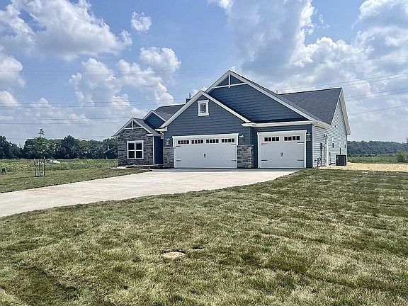 2nd image of 125 Fairway Dr E