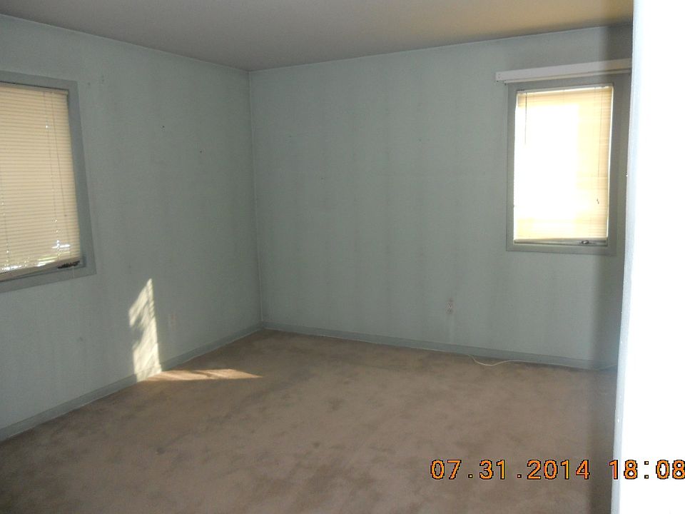 2nd image of 5 Jefferson St APT 2