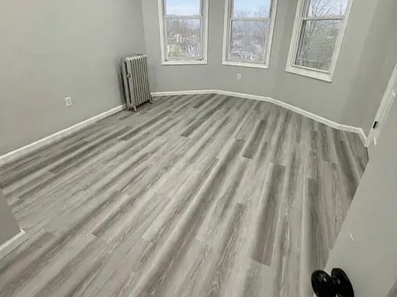 3rd image of 10 Schuyler Ave #1L
