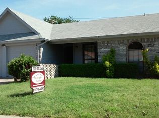 5932 Birchhill Rd, Watauga, TX 76148