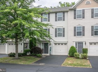 15 Chaser Ct, Reading, PA 19607