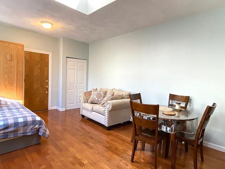 1409 Commonwealth Ave #504 — Photo 5