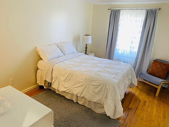 3rd image of 2909 Gunther Ave Floor 2