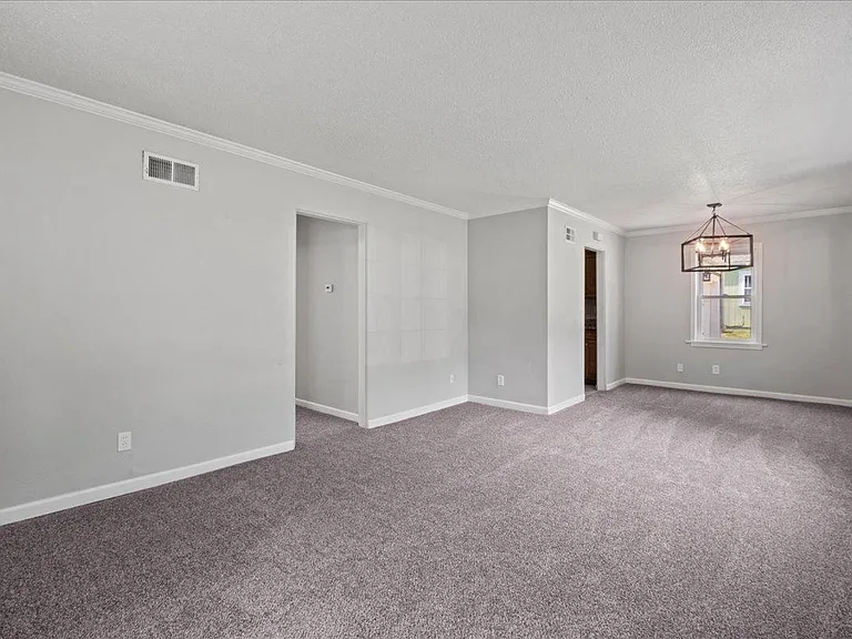 7032 Dearborn St — Photo 4