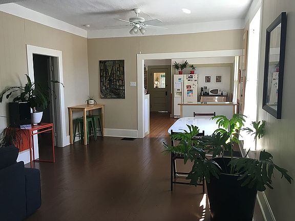 Dining/Kitchen from entrance